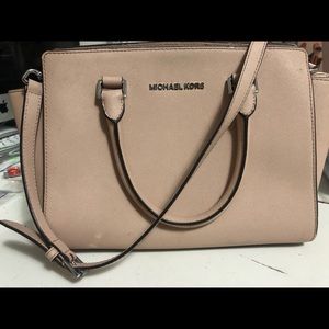 Michael Kors crossbody purse